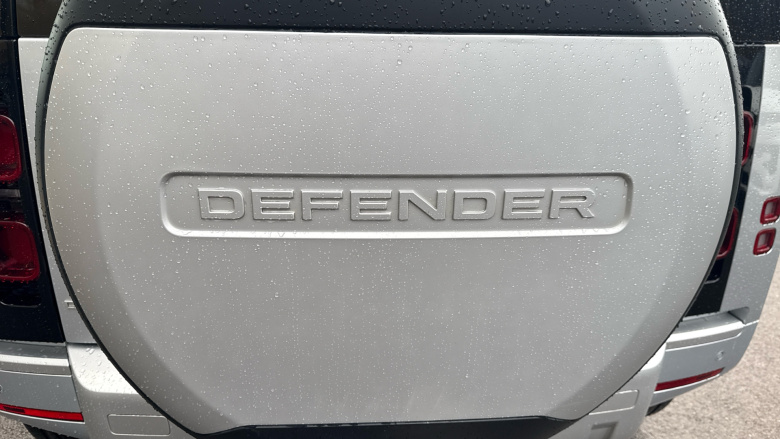 Land Rover Defender 3.0 P400 XS Edition 110 5dr Auto Petrol Estate